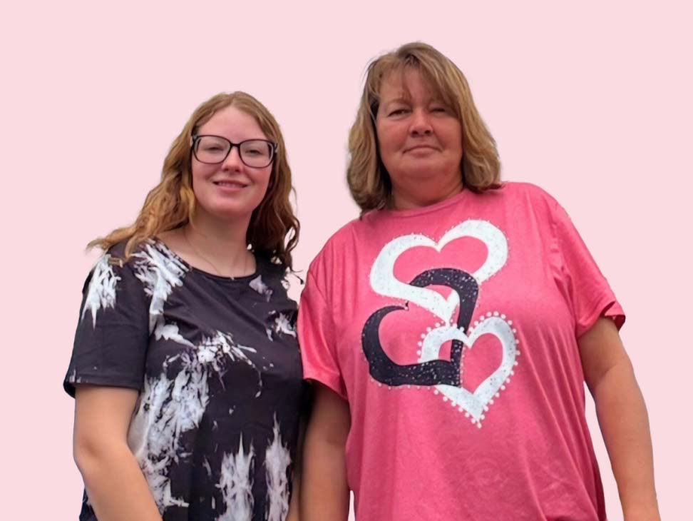 photo of Ann and Kadee Nesbitt